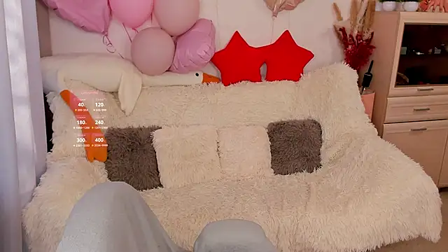 LisaMooore online show from 02/18/26, 05:49