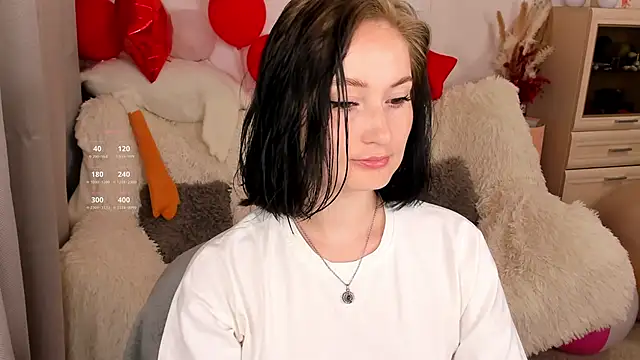 LisaMooore online show from 07/01/26, 04:40