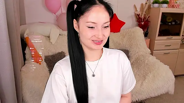 LisaMooore online show from 03/06/26, 07:09