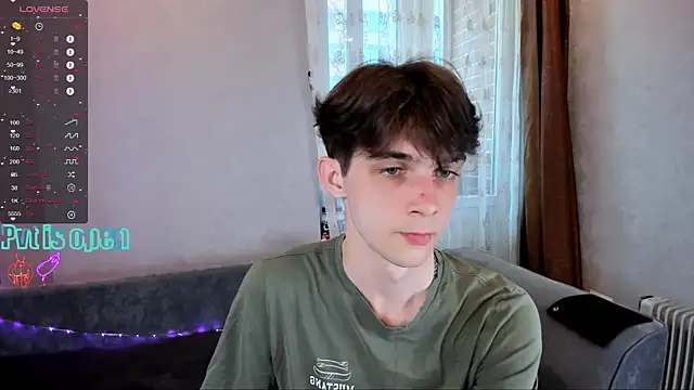 Aaron Boom online show from 05/07/26, 03:26