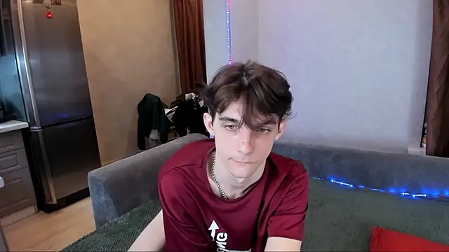 Aaron Boom online show from 05/17/26, 09:04