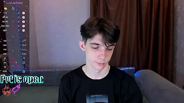 Aaron Boom online show from 04/16/26, 08:42