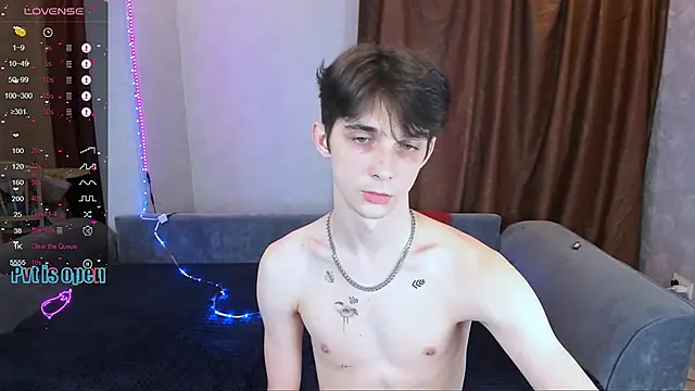 Aaron Boom online show from 03/26/26, 09:35