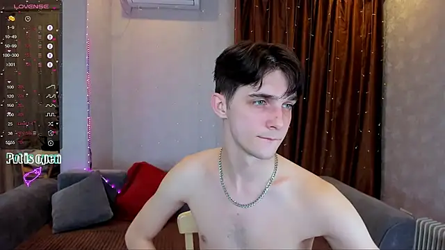 Aaron Boom online show from 02/13/26, 04:18