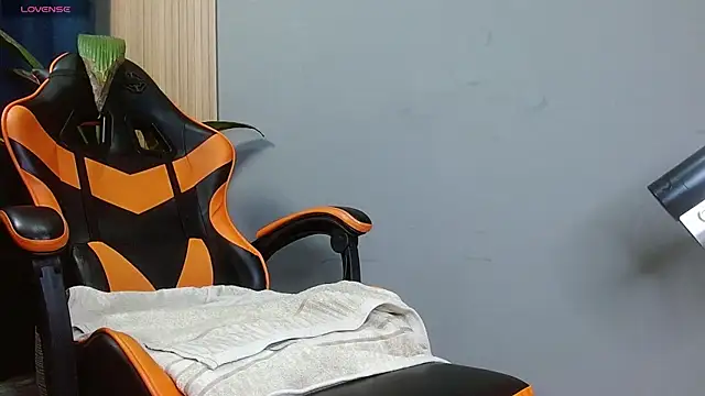 Mr WhiteCock online show from 10/23/25, 12:20