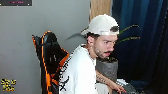 Mr WhiteCock online show from 12/02/25, 10:11