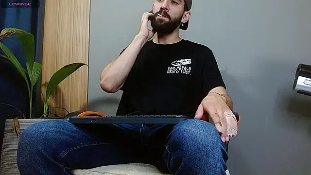 Mr WhiteCock online show from 11/05/25, 02:03