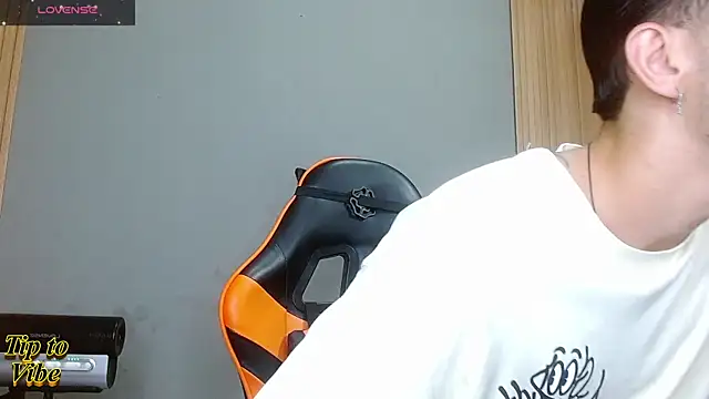 Mr WhiteCock online show from 12/01/25, 09:15