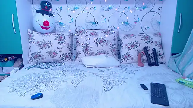 demiemorre online show from 12/20/25, 04:59