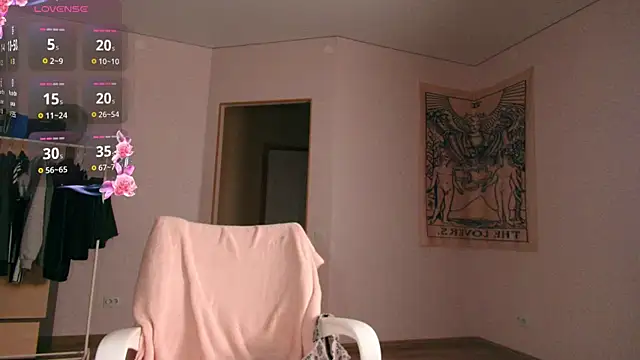 summerhazeee online show from 04/30/26, 08:57