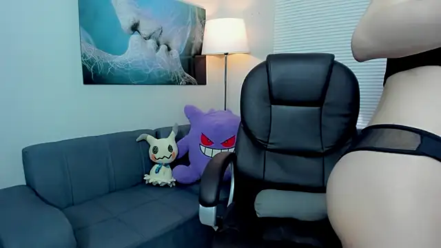 Angel Dust18 online show from 10/23/25, 02:27