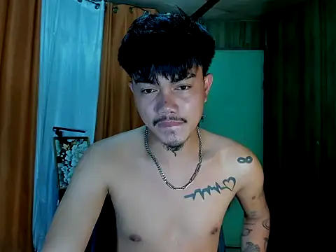 cutievrinx online show from 11/27/25, 04:13