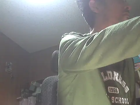 Snapshot of shikokichi55 chatting on 03/10/25, 06:34 shikokichi55 online show from 03/10/25, 06:34