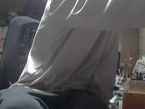 Snapshot of shikokichi55 chatting on 03/20/25, 04:53 shikokichi55 online show from 03/20/25, 04:53