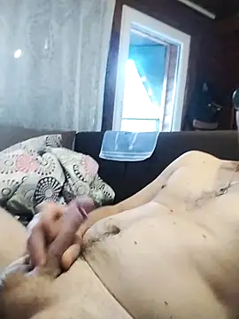 Snapshot of tomee83 chatting on 11/18/25, 06:50 tomee83 online show from 11/18/25, 06:50