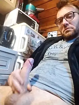 tomee83 online show from 10/01/25, 05:12