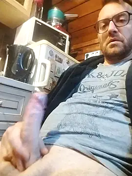 tomee83 online show from 10/15/25, 05:50