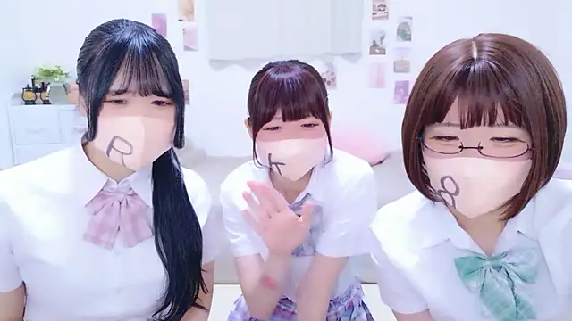 841 yayoi online show from 06/03/26, 03:51