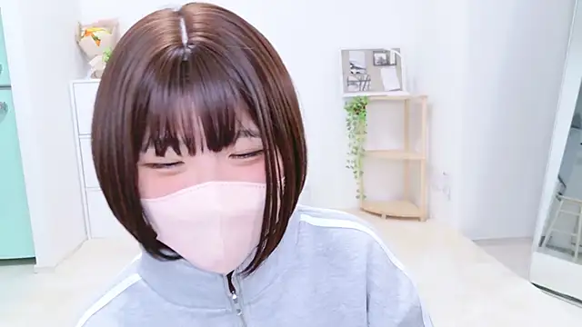 841 yayoi online show from 10/11/25, 01:12