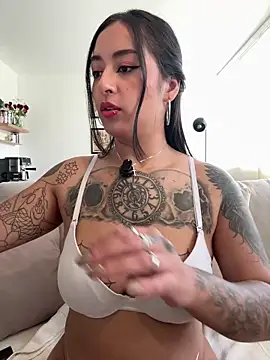 Rae Lil White online show from 05/14/26, 07:22