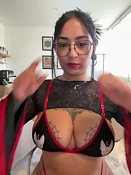 Rae Lil White online show from 05/28/26, 10:15