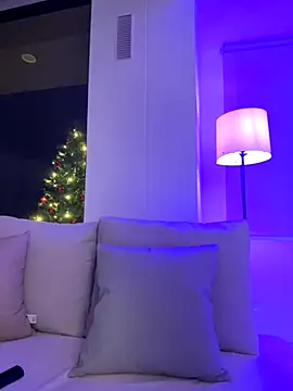 Rae Lil White online show from 12/04/25, 11:59