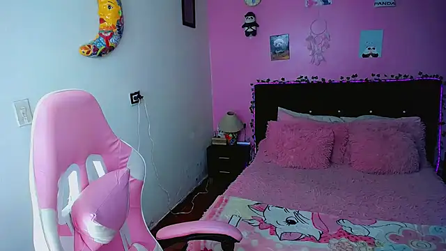 SweetKim21 online show from 06/03/26, 03:51
