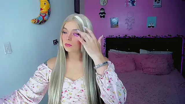 SweetKim21 online show from 04/04/26, 09:16