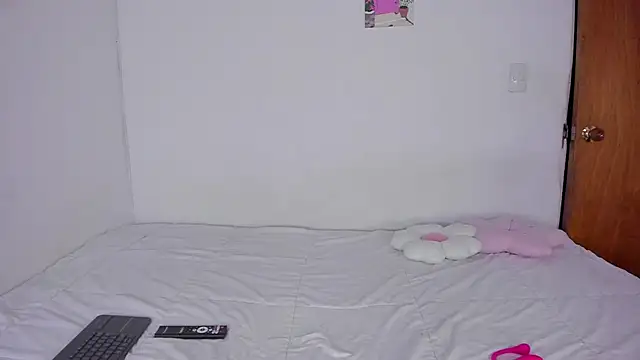 analia collins online show from 02/26/25, 02:30