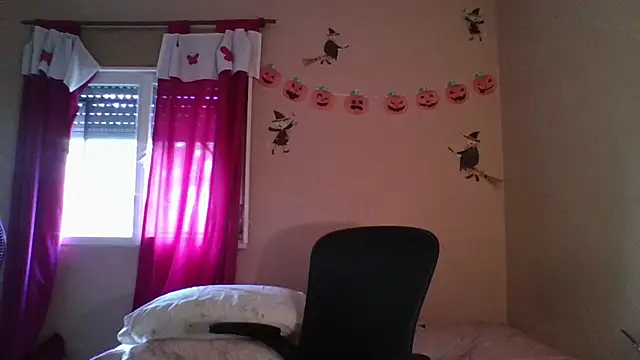 imsohornydacom online show from 11/08/25, 07:39