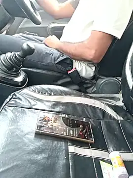 BLACK DiCK DADDY 32 online show from 06/19/26, 09:37