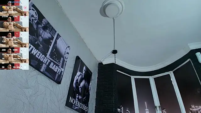 Snapshot of AlexLenox_ chatting on 12/19/25, 01:13 AlexLenox online show from 12/19/25, 01:13