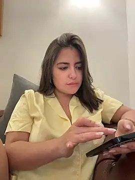 sukhakunis1 online show from 04/17/26, 03:09