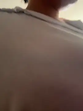 Snapshot of sukhakunis1 chatting on 02/23/26, 04:29 sukhakunis1 online show from 02/23/26, 04:29