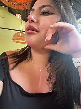 sukhakunis1 online show from 11/22/25, 08:29