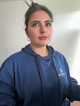 sukhakunis1 online show from 11/10/25, 03:28