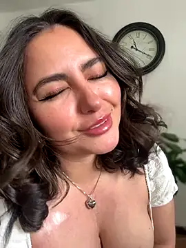 sukhakunis1 online show from 11/05/25, 04:21