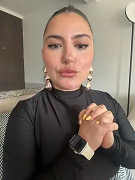 sukhakunis1 online show from 04/05/26, 02:24