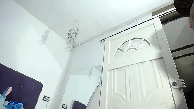 Squirter pussybomb online show from 03/12/26, 05:02