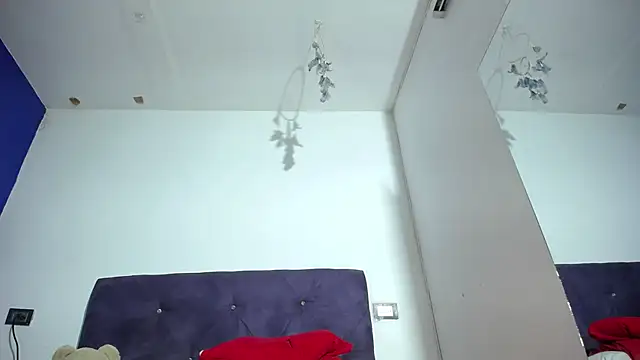 Squirter pussybomb online show from 10/24/25, 05:17