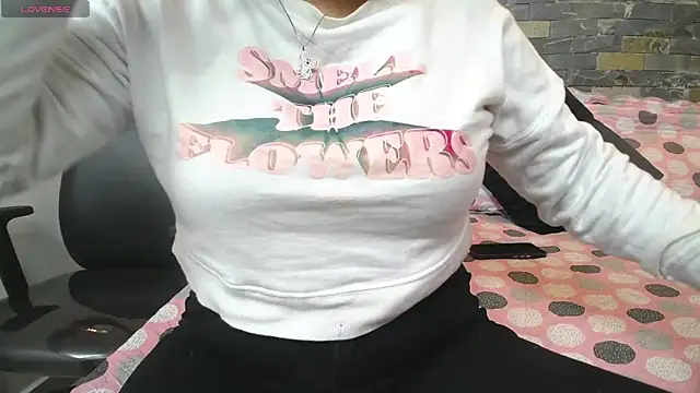 dayadubey  online show from 09/26/25, 10:00