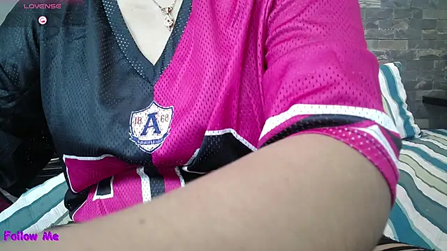 dayadubey  online show from 12/20/25, 10:07