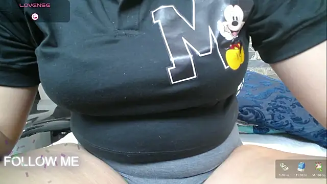 dayadubey  online show from 04/13/26, 11:36