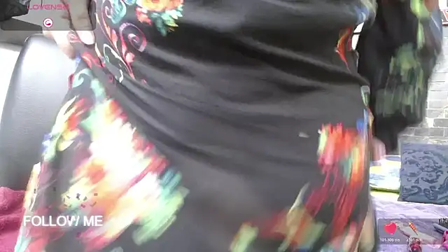 dayadubey  online show from 03/21/26, 11:36