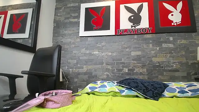 dayadubey  online show from 03/25/26, 11:31