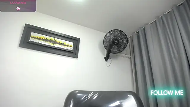 dayadubey  online show from 11/12/25, 10:13