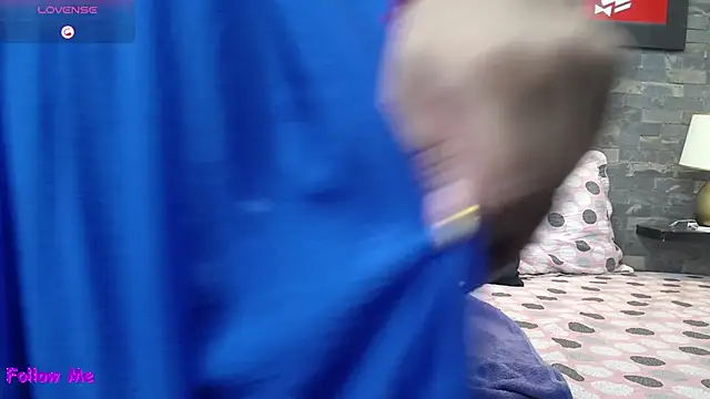 dayadubey  online show from 01/08/26, 11:38