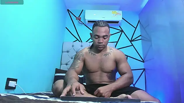 Snapshot of juande_24 chatting on 03/22/26, 03:02 juande 24 online show from 03/22/26, 03:02
