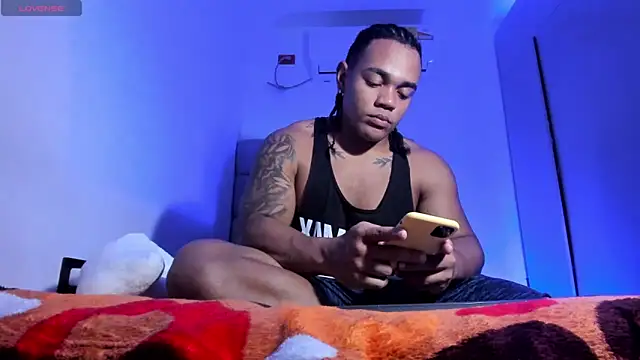 Snapshot of juande_24 chatting on 10/12/25, 03:08 juande 24 online show from 10/12/25, 03:08