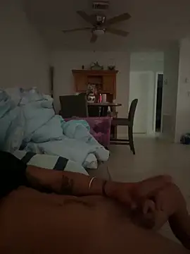 ellcocojv online show from 12/17/24, 03:49